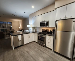 West Hollywood Sober Living Home -Synergy Recovery in Los Angeles, CA | Detox Residential PHP IOP Sober living in CA