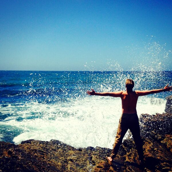 sea, nature, man, person, beach, vacation, ocean, rocks, waves, freedom, happy, joy, adventure, shore, happiness, male, pleasure, splash, oceanshore, reef, blue nature, blue beach, blue happy, blue sea, blue ocean, blue rock, blue wave, blue natural, blue happiness, blue waves, happy, joy, joy, joy, joy, joy, adventure, happiness, pleasure